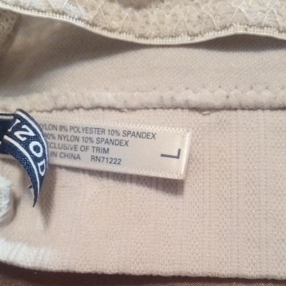 Izod Stripey Bra And Unbranded Gray Bra - Picture 5 of 8